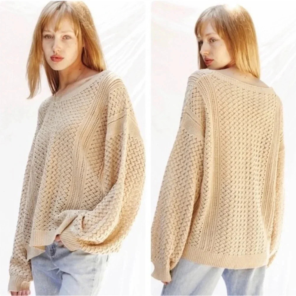 Chunky Knit Tan Sweater | Oversized V-Neck Pullover Fall Cozy Knitwear